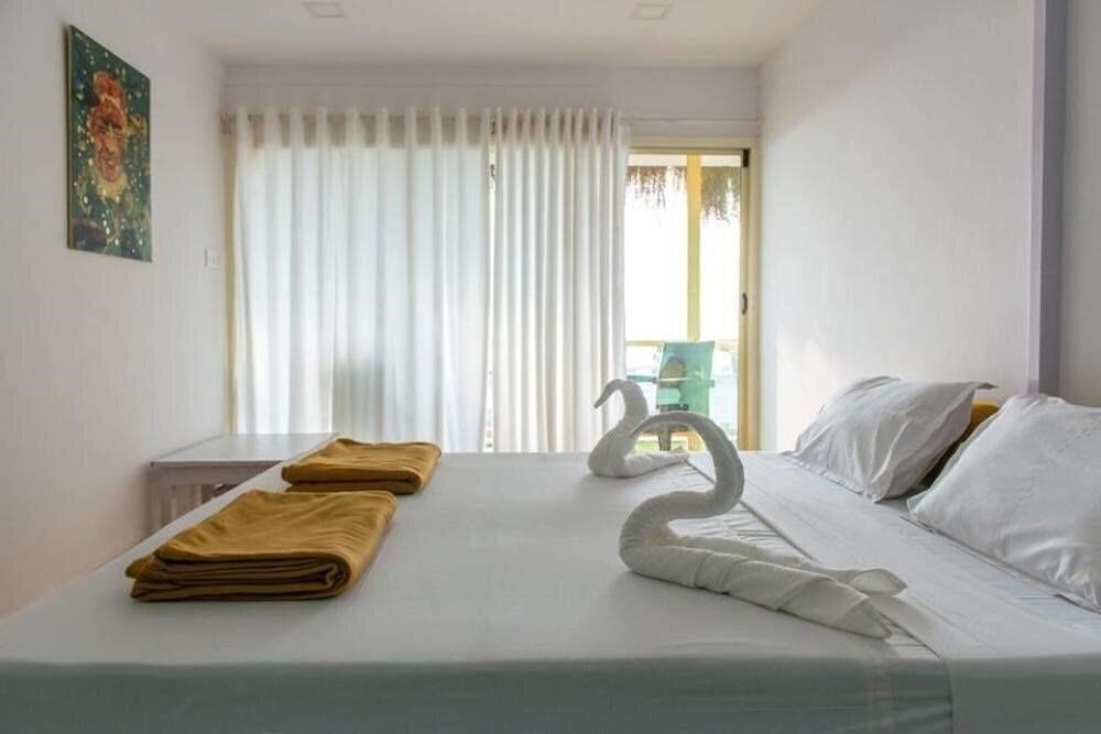 Фото Tahira Beach Resort 3*